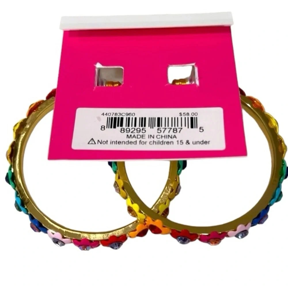 BETSEY JOHNSON One Love 3D Rainbow PRIDE Flower Blossom Hoop Earrings NEW NWT - Picture 6 of 11